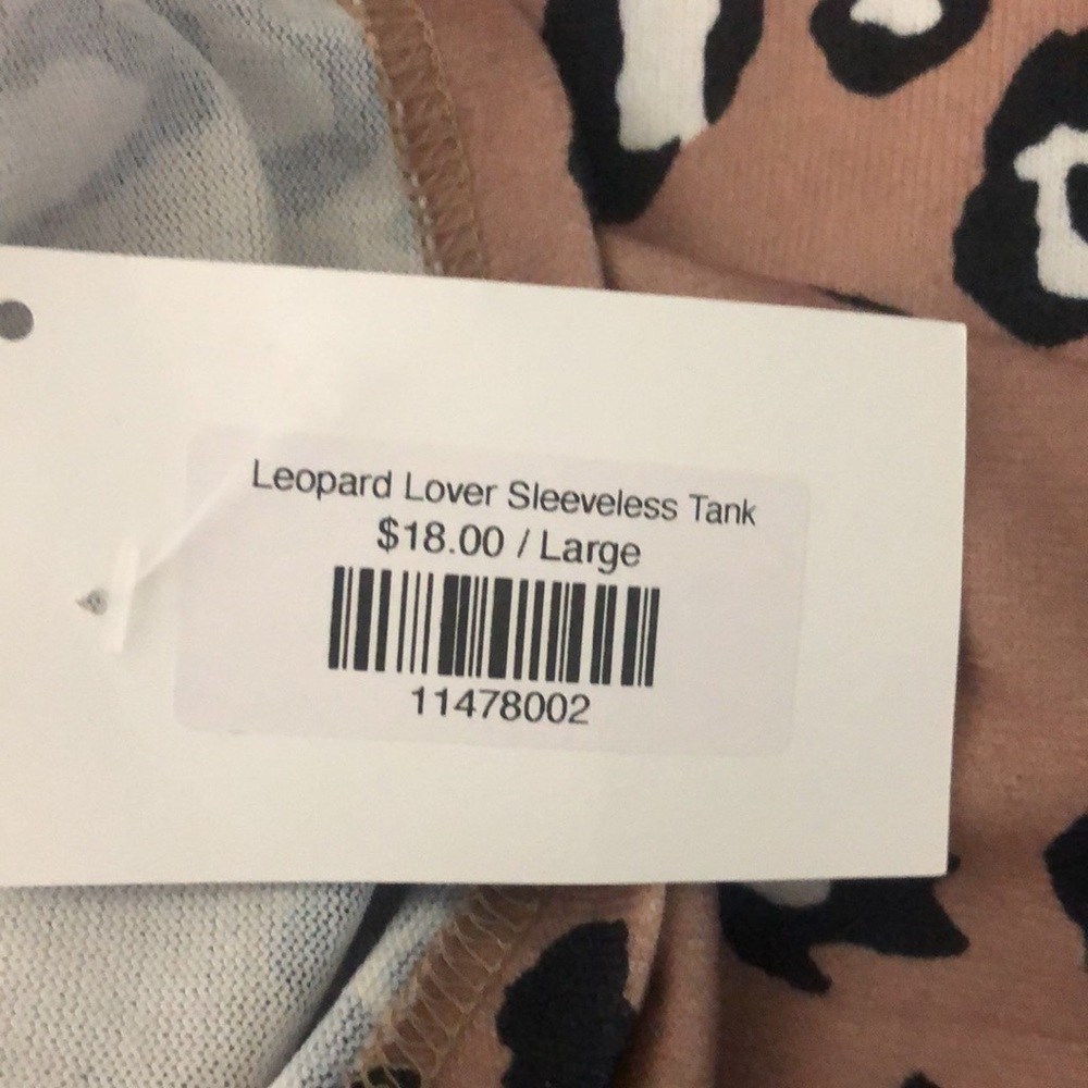 NWT pink black and white leopard print sleeveless tank top. - Picture 6 of 7